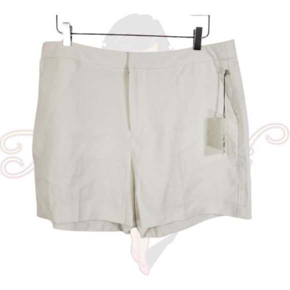 a new day Pants - A New Day White Pullon Zip Button Shorts Sz 14